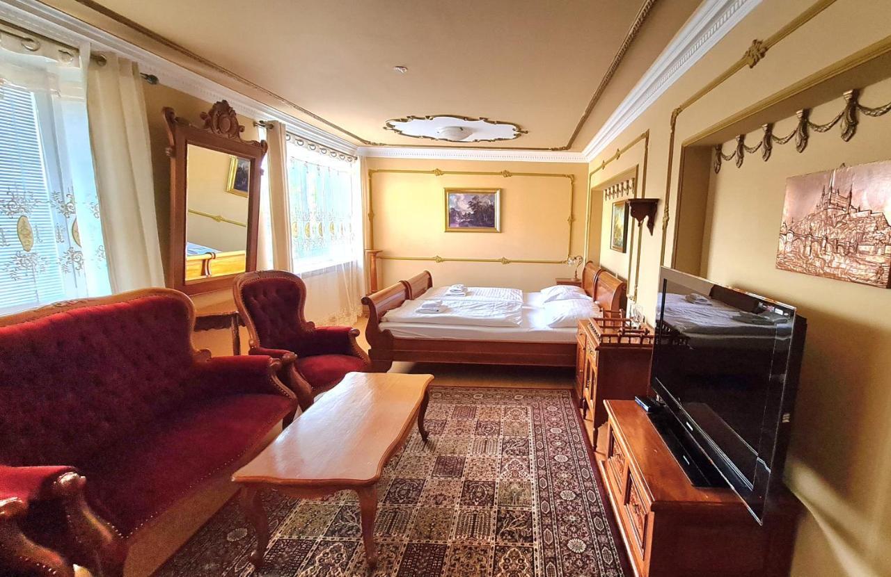 לוני Hotel Union מראה חיצוני תמונה