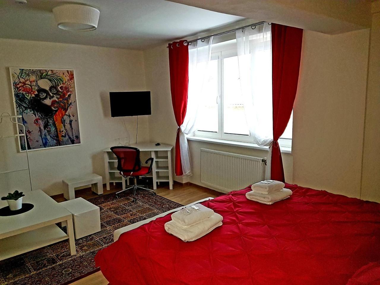 לוני Hotel Union מראה חיצוני תמונה