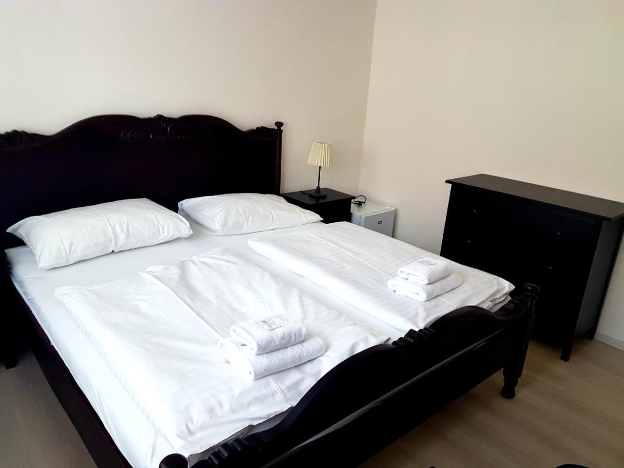 לוני Hotel Union מראה חיצוני תמונה