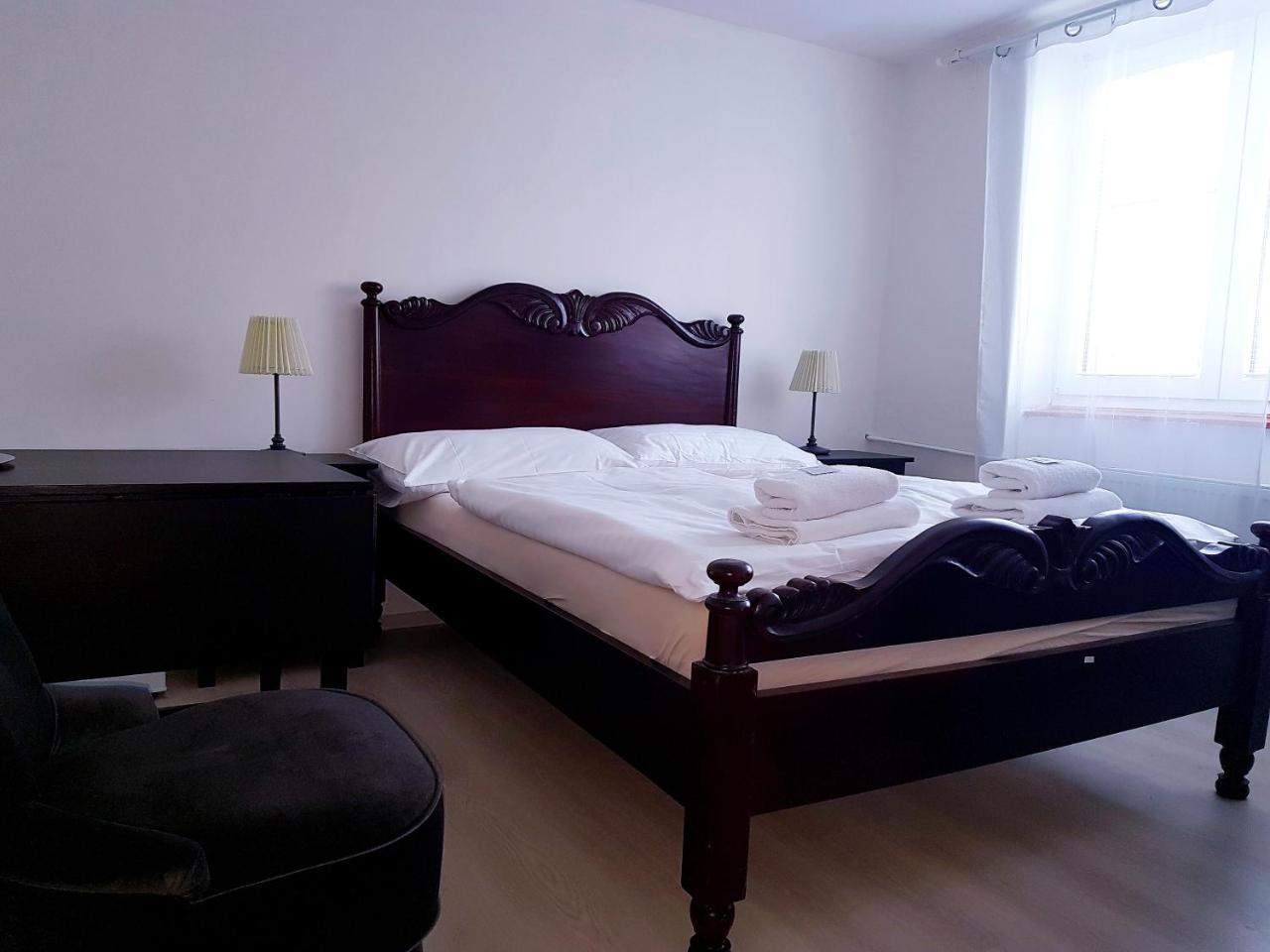 לוני Hotel Union מראה חיצוני תמונה